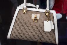 Guess braon torba