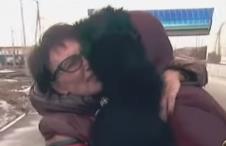 Susret Olge sa ćerkom Mašom.jpg