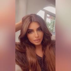 Princeza Šeika - selfi.jpg