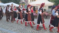 DANIVRANJAFOLKLOR5.jpg