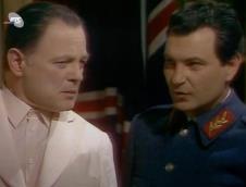 Petar Banićević kao Vinston Čerčil i Miša Janketić kao Josip Broz Tito