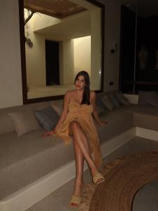 Una Čolić uživa na letovanju