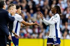 Ebereči Eze u dresu fudbalske reprezentacije Engleske