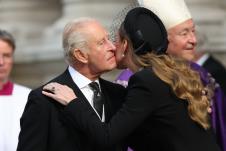 Kralj Čarls i Kejt Midlton na sahrani vojvotkinje od Kenta