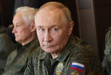 putin EPA Mikhail Metzelsputnikkremlin P copy.jpg