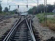 Golubinci auto na pruzi 3.jpg