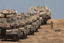 mina02 EPA Abir Sultan.jpg