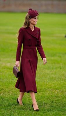 Kejt Midlton prilikom susreta s Melanijom Tramp i Donaldom Trampom