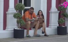 Janjuš i Dušica razgovaraju o vezi u rijalitiju