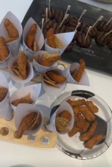 Sofija Milošević, trpeza na rođendanu sinova