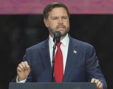 dara AP Ross D Franklin.jpg