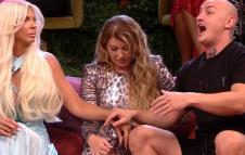 Jelena Karleuša i Desingerica se pipkaju