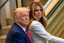 Melanija Tramp i Donald Tramp na putu ka Ujedinjenim nacijama