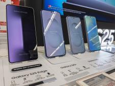 Galaxy S25 Edge (4).jpg