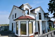 WhatsApp Image 2025-09-25 at 11.30.01_1bb35367.jpg