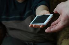 mobilni telefon (1).jpg
