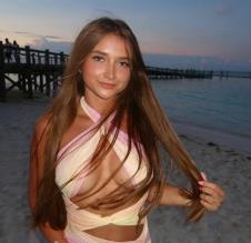 Kako Skajlar Mej zarađuje od OnlyFansa i berze (8).png