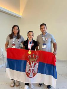 Divna Glišić iz Trstenika donela zlato sa Malte.jpg