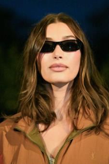 Hejli Biber na Nedelji mode u Parizu