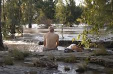 Teo napustio juvelirnicu da bi živeo u divljini (2).png