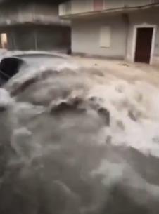 2025-10-02 10_15_30-Yet ANOTHER Brit hols hotspot swamped by flash floods as woman missing after bei.png