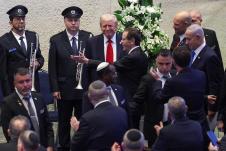 x AP Evelyn Hockstein.jpg