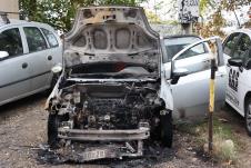 bomba zapaljen automobil karaburma (3).jpg