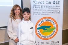 Majka Trnavac iz Čačka donirala je deo svoje jetre sinu Marku