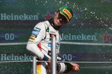 Lando Noris proslavlja pobedu na VN Meksika