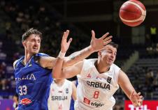 Akile Polonara i Nemanja Bjelica