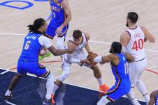 Bogdan Bogdanović na meču Los Anđeles Klipers - Oklahoma Siti Tander