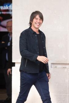 Fizičar Brajan Koks u emisiji Sunday Morning, BBC