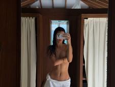 Kendal Džener objavila vrele kadrove za rođendan (6).jpg