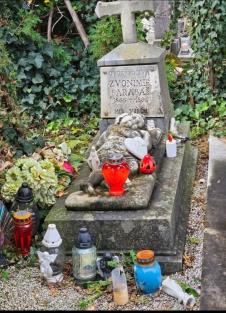 Grob Zvonimira Barabaša