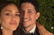 Džesika Alba, Deni Ramirez