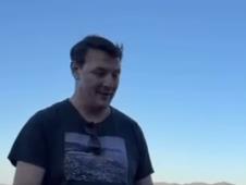 Milan Bosiljčić sadi šljivik (1).jpg