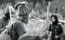 Porodica Likov u sibirskoj tajgi tokom 1980-ih. Agafija Likov je poslednji preživeli član porodice
