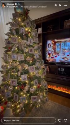 Ilda &Scaron;aulić okitila novogodi&scaron;nju jelku sa slikama dragih ljudi