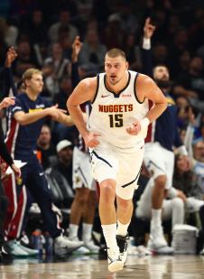 Nikola Jokić, Finiks - Denver