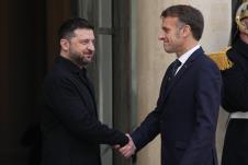 Emanuel Makron Volodimir Zelenski