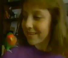 Bet Tomas je najjezivija devojčica na svetu (6).png