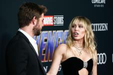 Majli Sajrus, Lijam Hemsvort