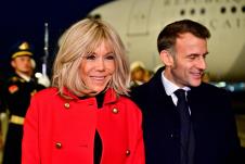 Brižit Makron tokom posete Kini