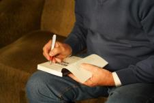 Predstavljen novi roman Vanje Bulića Madonin soko