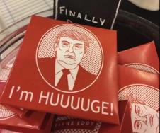 Donald Tramp kondom.jpg