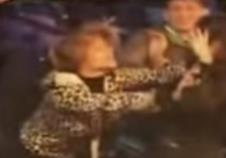 Tuča Mine Kostić i Indi