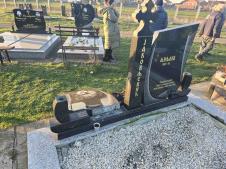 Порушени надгробни споменици породице Јаковљевић у Племетини - 1.jpg