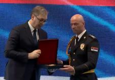 2025-12-18 14_03_30-Kurir dnevne novine - Najnovije vesti dana_ Srbija, region i svet _ Kurir — Mozi.png