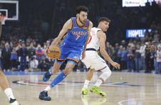 Bogdan Bogdanović na meču protiv Oklahome