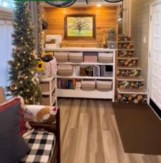 Kejti i Majkl Krebs od oronule šupe napravili kuću.jpg